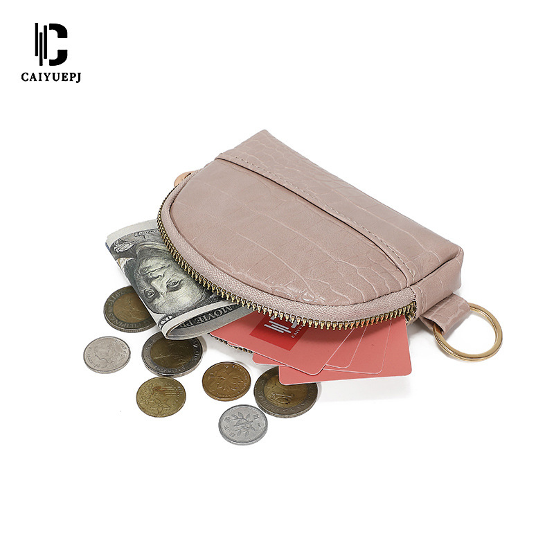 Cross-border crocodile-patterned cosmetic bag, storage bag, ladies' semi-round coin purse, red envelope, fashionable wallet, key case Application Scenario