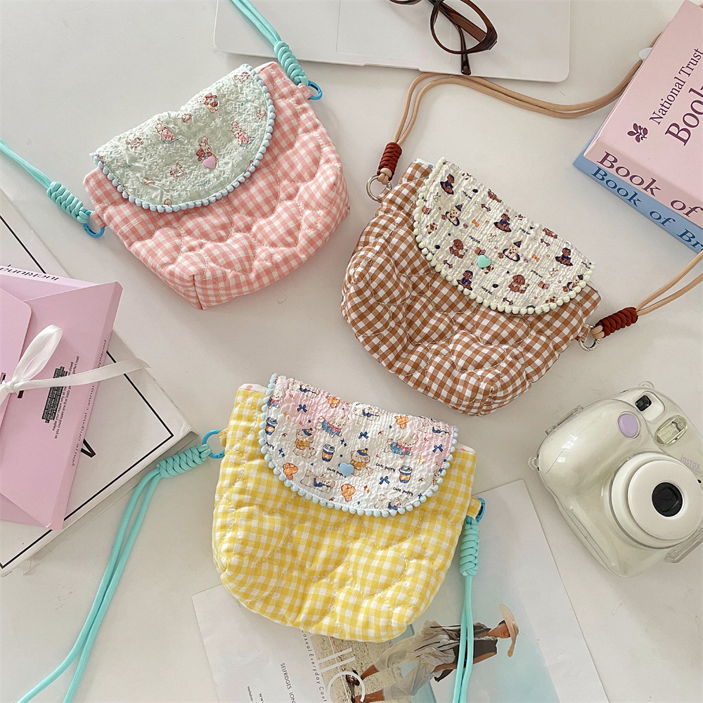56231 Cute crossbody single-shoulder bag, Polaroid camera bag, portable and small travel cosmetics storage bag Specification drawing
