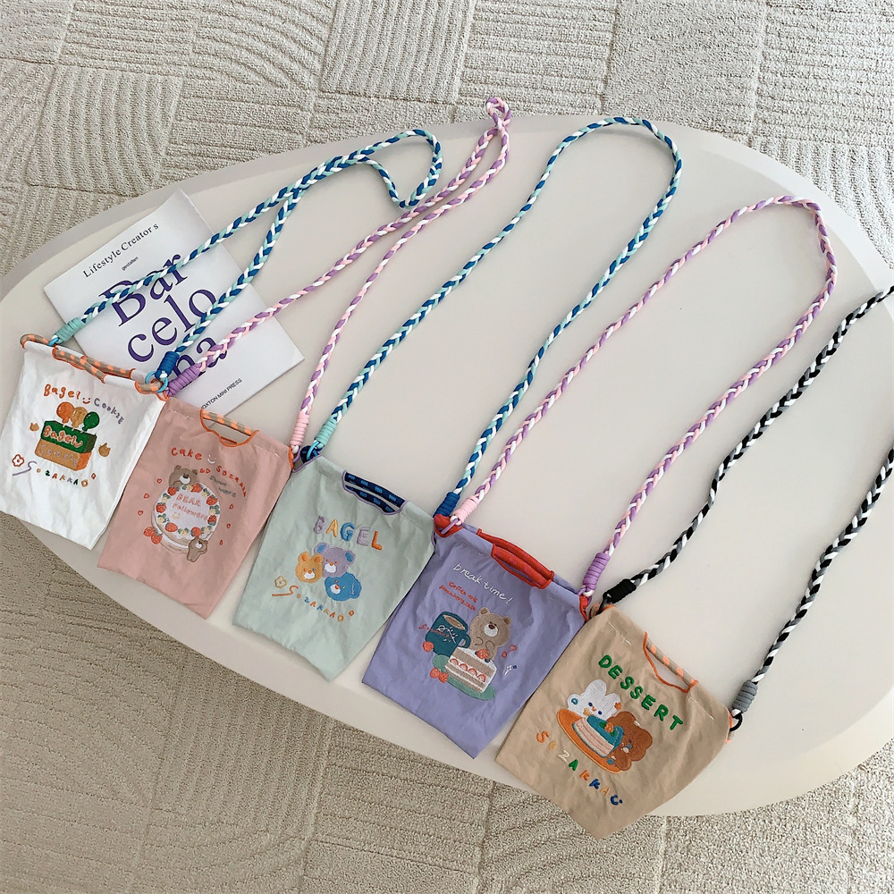 37301 ultra-exquisite bear embroidered small cloth bag, student handbag, Oxford cloth mini hand-held small bag, mobile phone case full figure