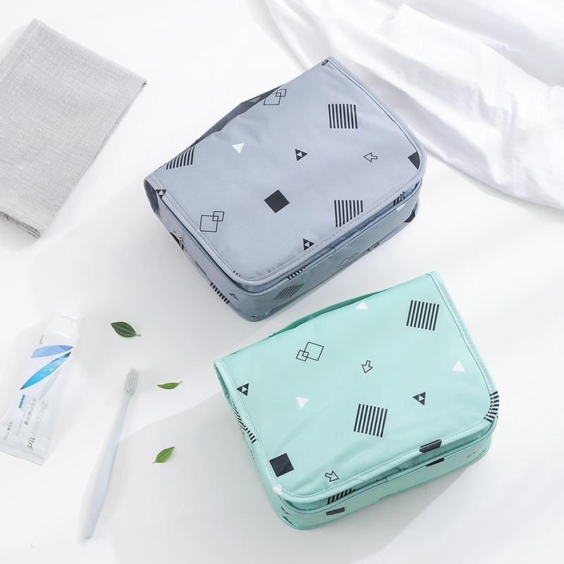Korean version large-capacity waterproof toiletries bag, storage bag, toiletries storage bag and makeup bag for business trips and travels Application Scenario