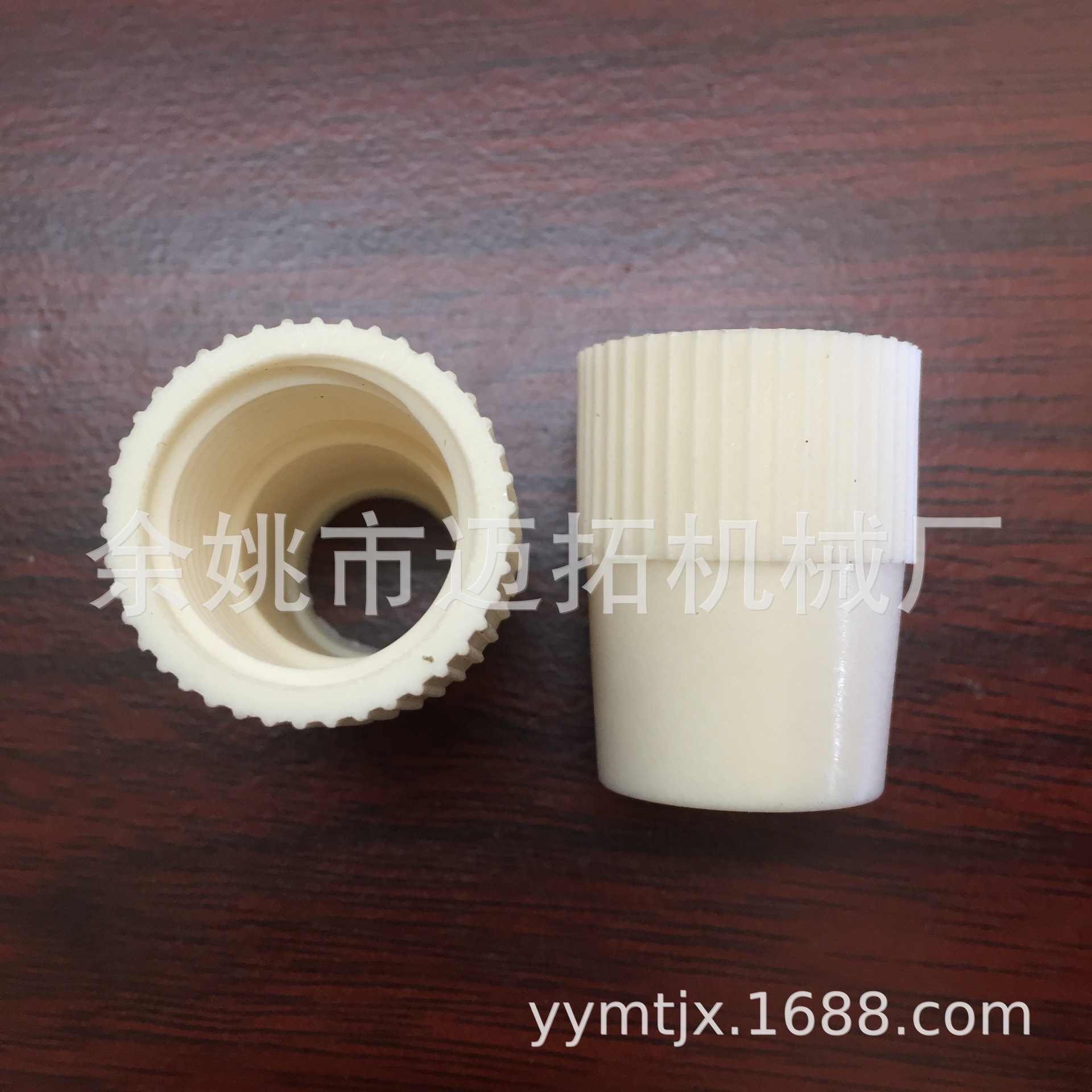 14PVC shower pipe hose plastic pull sleeve, white plastic pipe sleeve plumbing accessories Specification drawing
