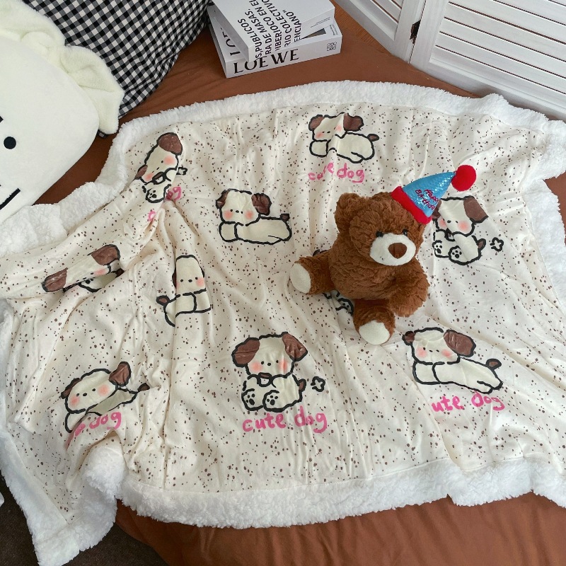 Small blanket, nap blanket, winter coral milk velvet thickened sofa shawl, air conditioner cover blanket, office small quilt full figure