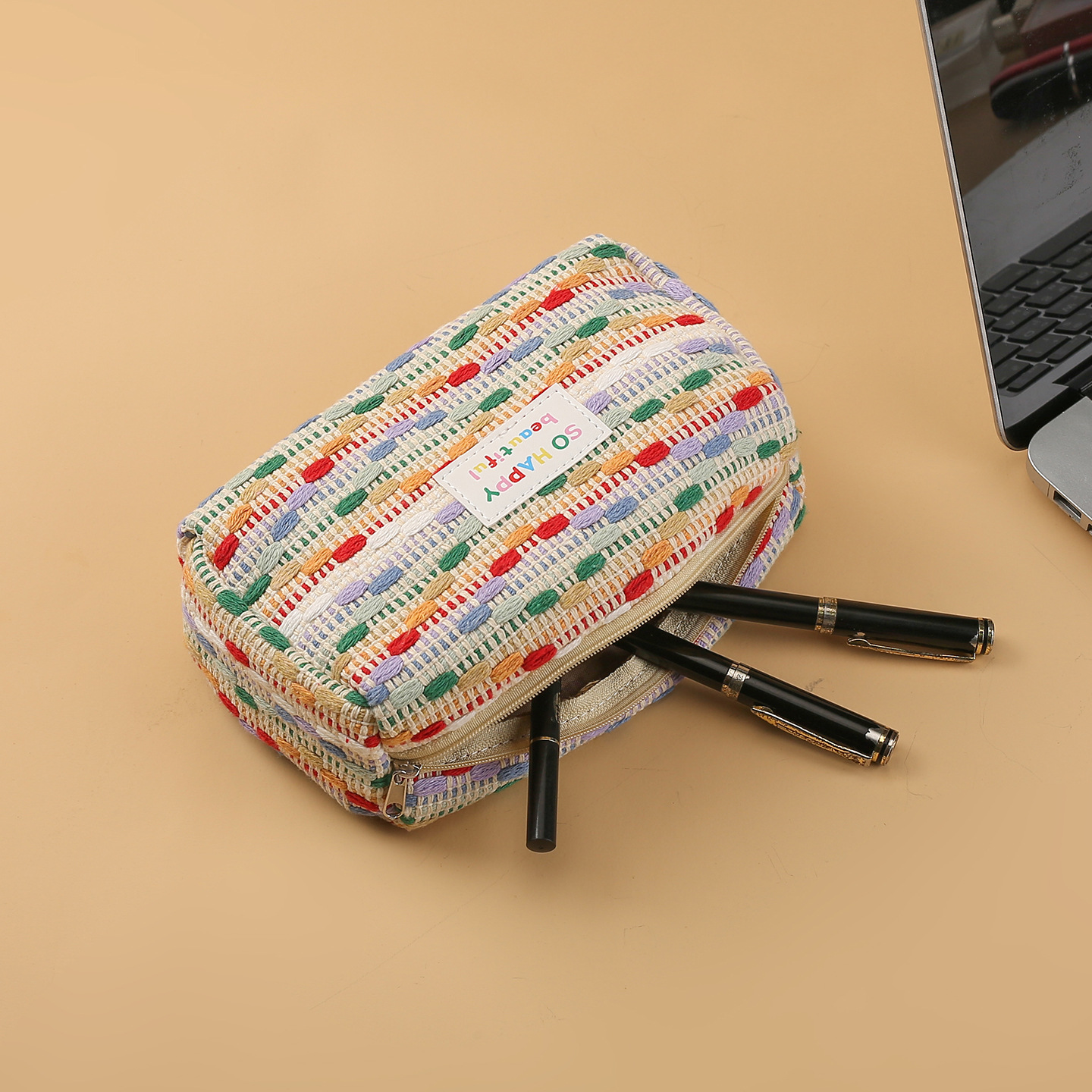 Ailun cute cartoon strawberry cake pen case, versatile and girlish stationery storage bag, large-capacity pen stick and makeup bag Specification drawing