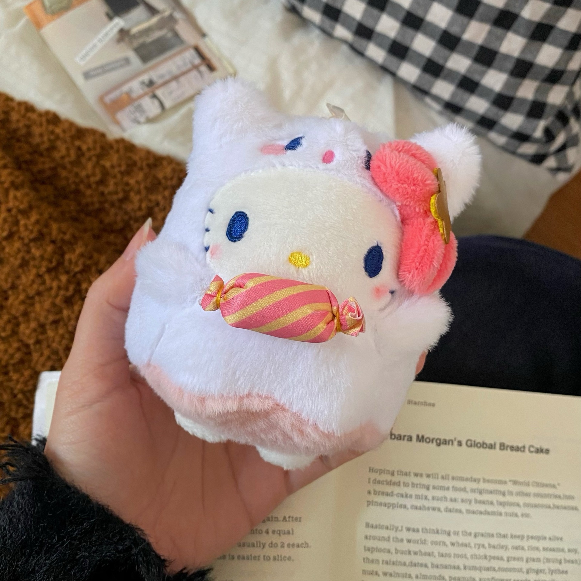 Candy Ghost Cat Pendant 2025 New high appearance level bag pendant, plush mini doll, gift for women Specification drawing