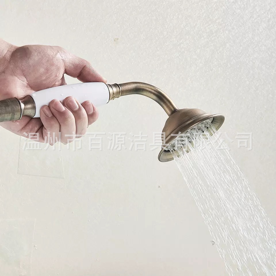 Stainless steel European rose gold hand-held showerhead, antique black antique shower head, small hand-held showerhead Application Scenario
