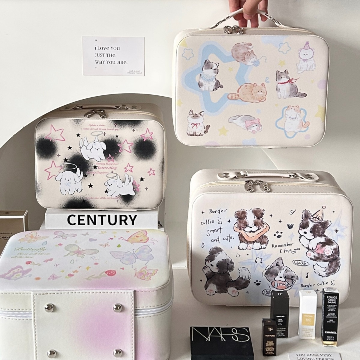 Cartoon makeup box, high appearance level, large-capacity portable skin care product organization and storage box, storage suitcase, makeup bag full figure