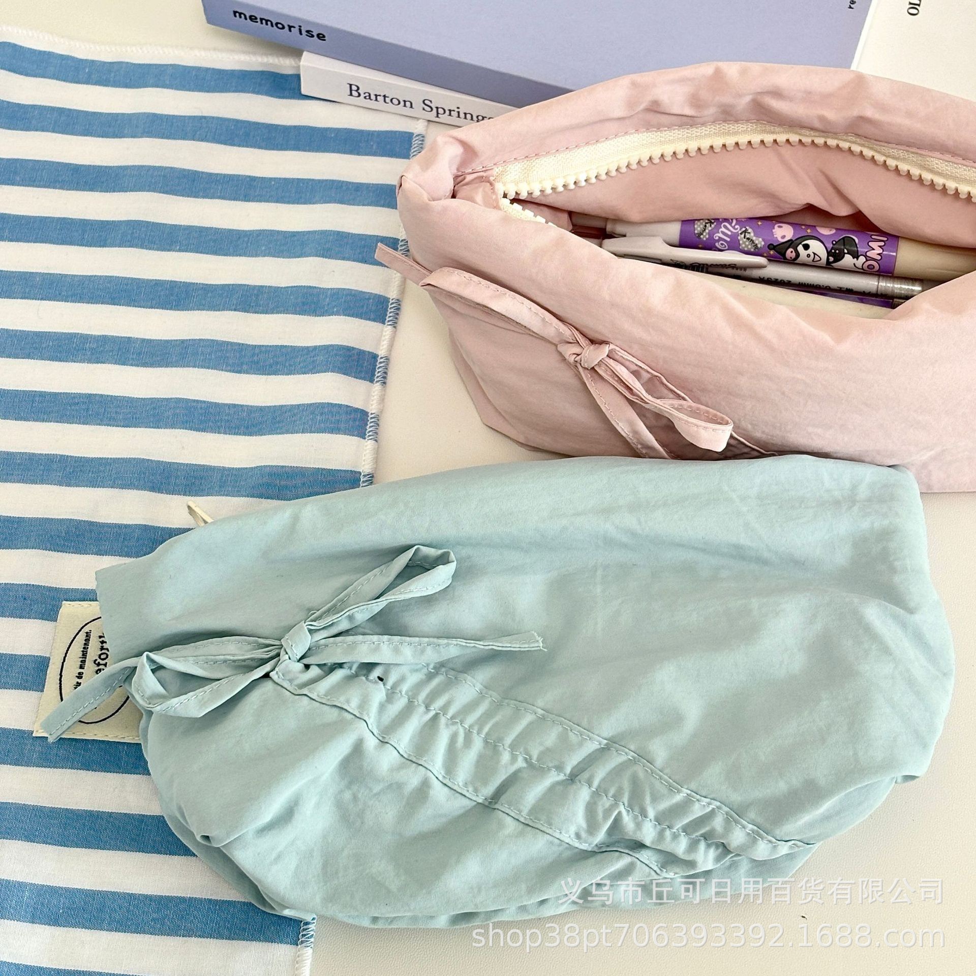 A bestseller is coming! A niche and creative pencil case with a bow, large-capacity stationery bag, and a solid color, high-end pencil case for students Specification drawing