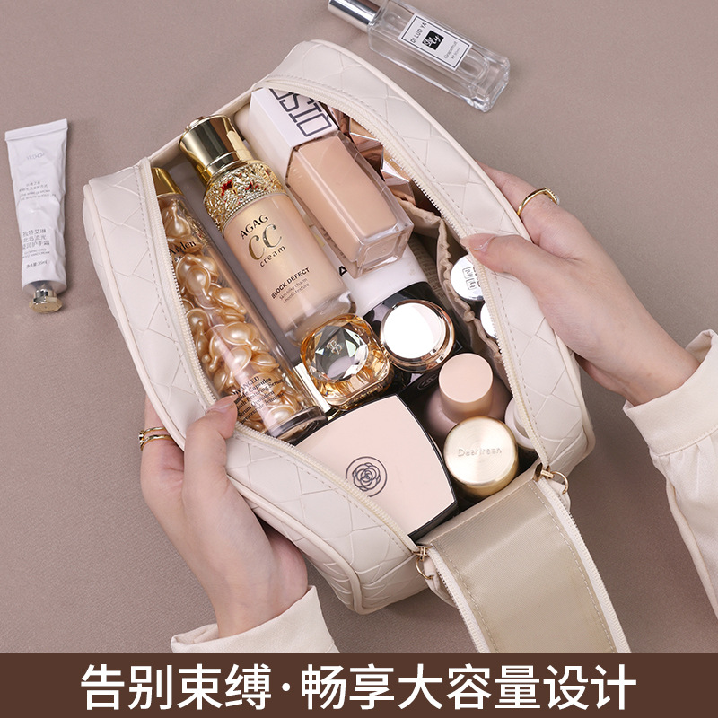 pu portable hand-held makeup bag, large capacity, high-end feel, ins style, niche cosmetics storage bag, minimum order quantity one details Picture