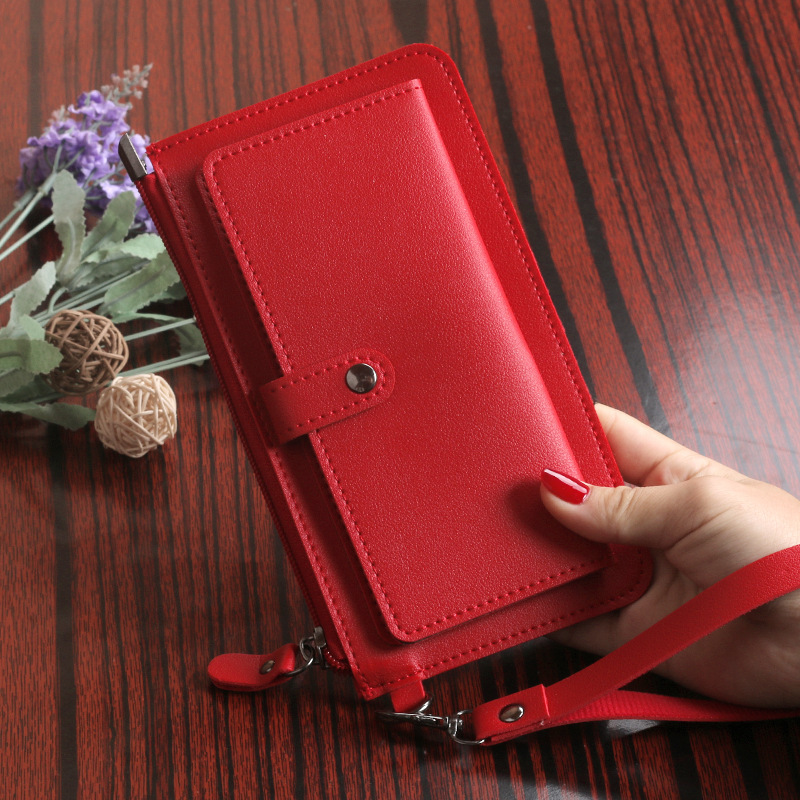 New Spring/Summer 2021 women's simple long multi-functional zipper with multiple clips, hand-held buckle zipper student wallet Application Scenario