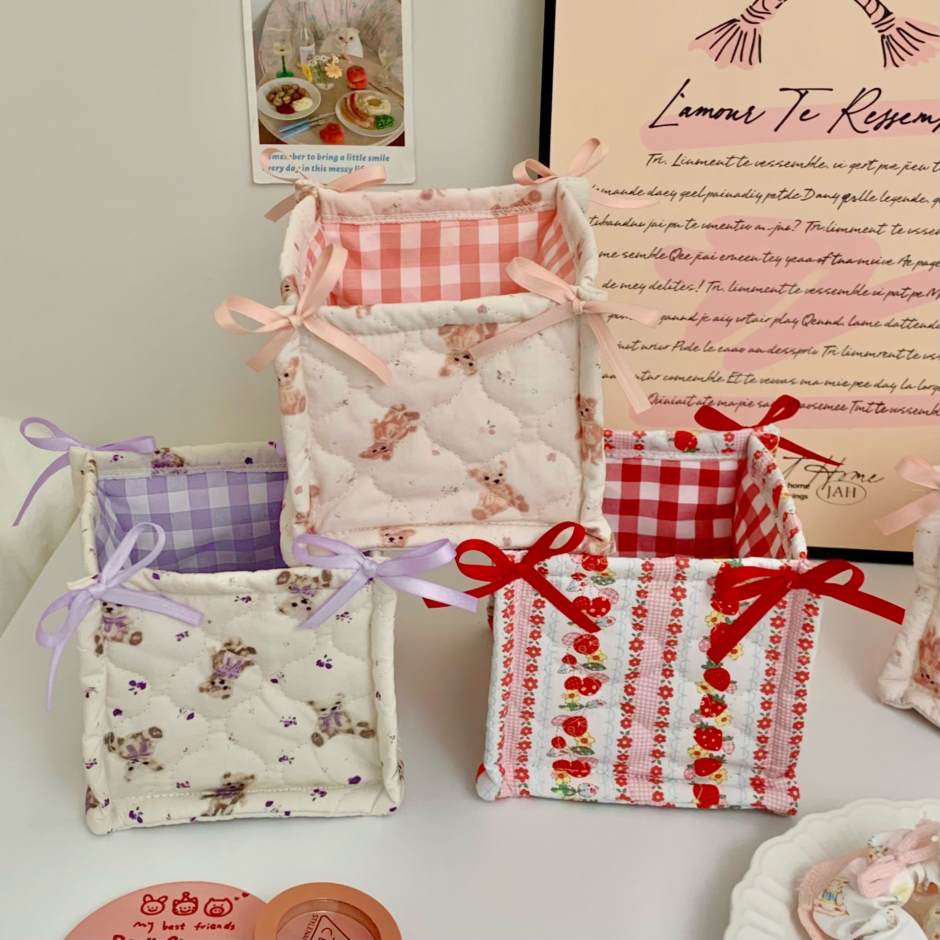 ins Cute quilted storage basket, desktop good items storage basket, storage box, cosmetics, snacks, small sundries sorting bag Application Scenario