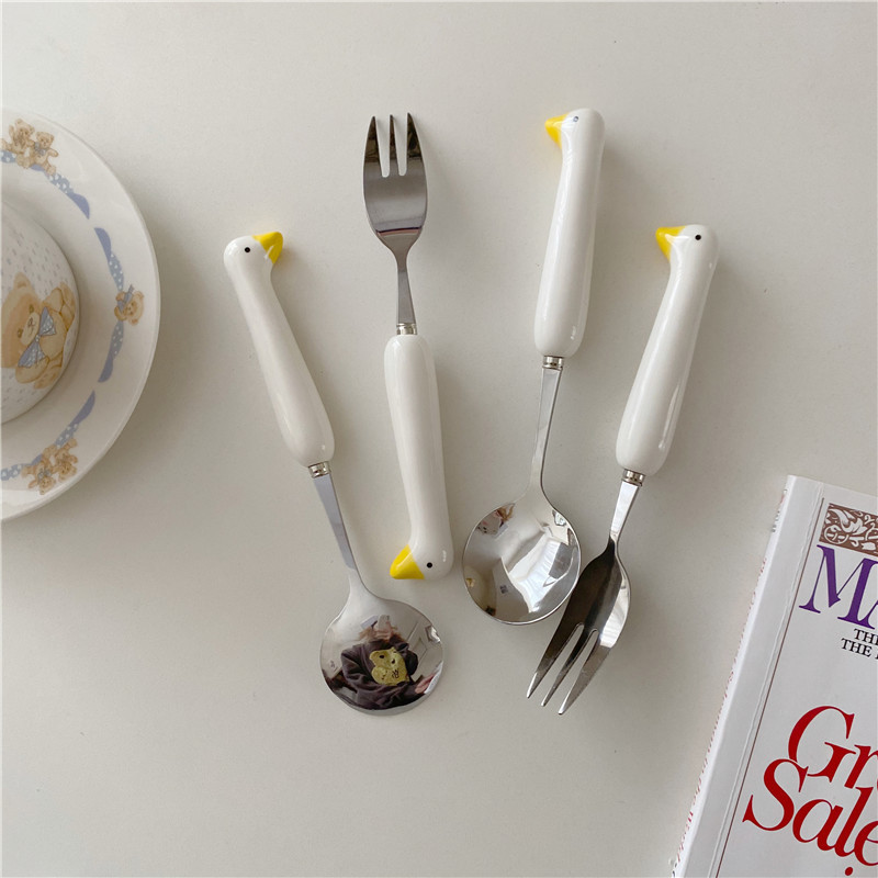 Cute cartoon duck spoon and fork tableware set, portable and creative children's home use, high appearance level ceramic spoon full figure