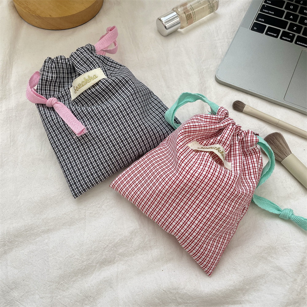 43222 InS-style drawstring bag, portable sundries, cosmetics and lipstick storage bag details Picture