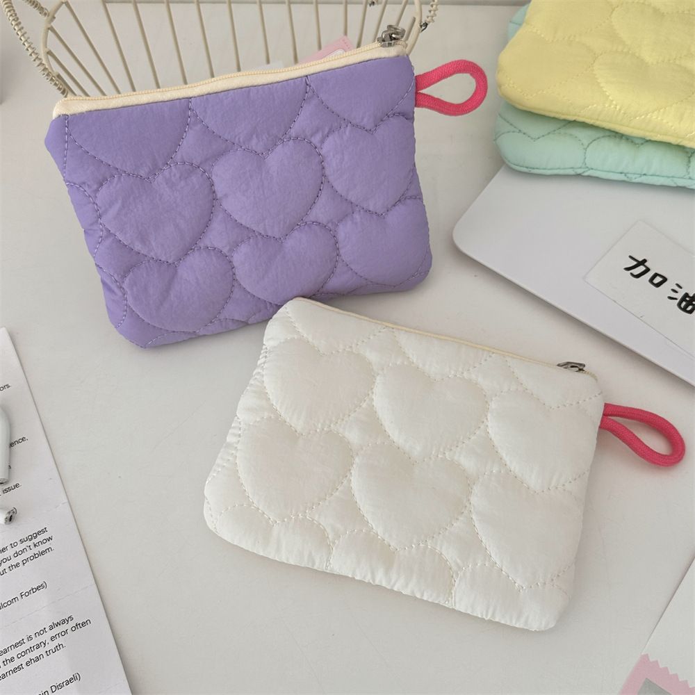 410121 Quilted sanitary kit, candy-colored storage bag, mini portable menstrual sanitary napkin, coin purse Specification drawing
