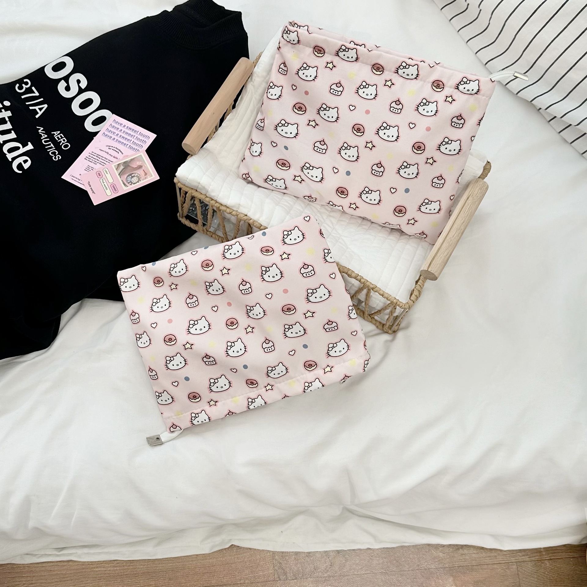 Pink cat donut portable handbag, makeup bag, women's large-capacity three-dimensional cute cat toiletry bag, clutch bag Specification drawing