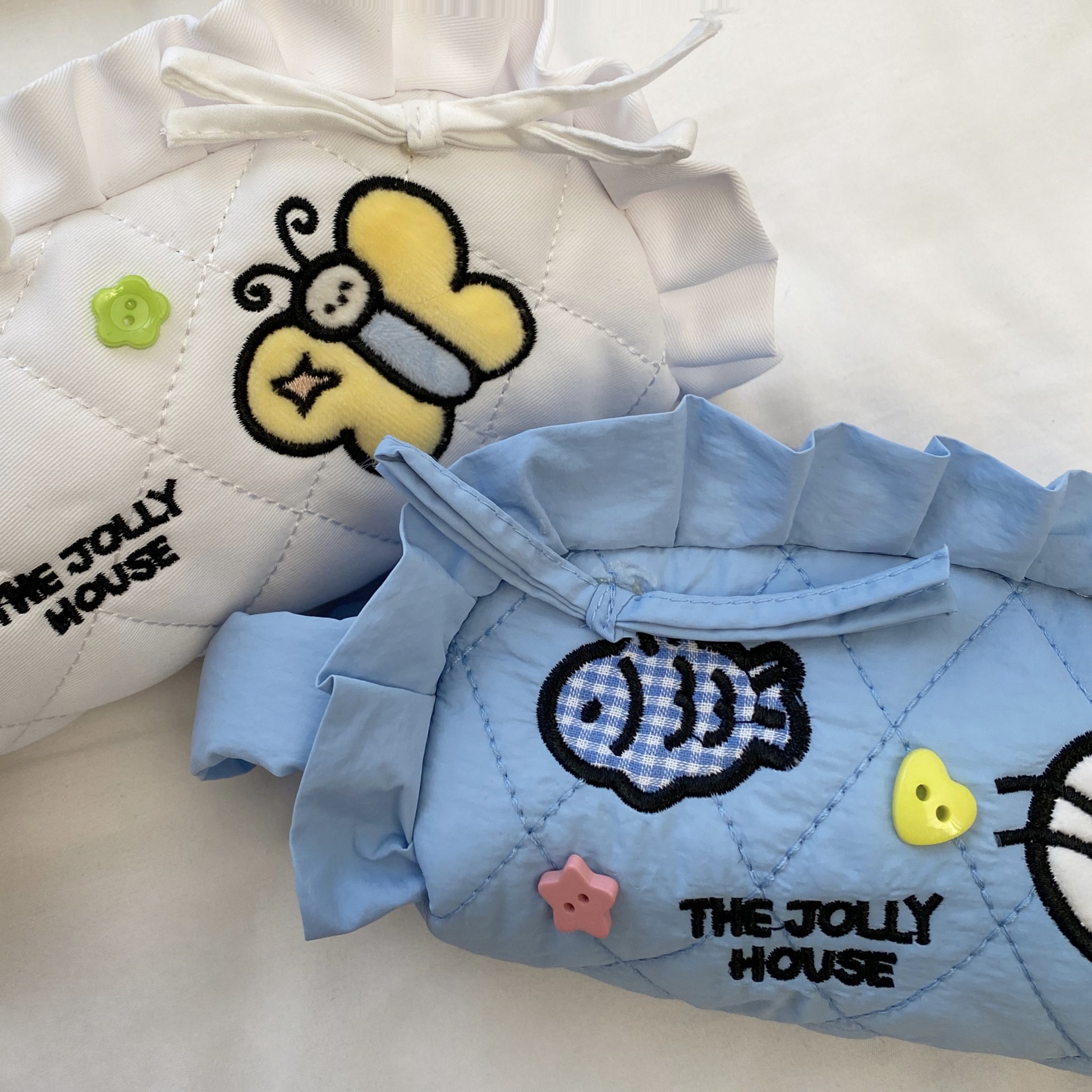 Korean-style lace pen case, cartoon embroidered dumpling shape, large-capacity stationery bag for children and students, storage bag, pencil case Application Scenario