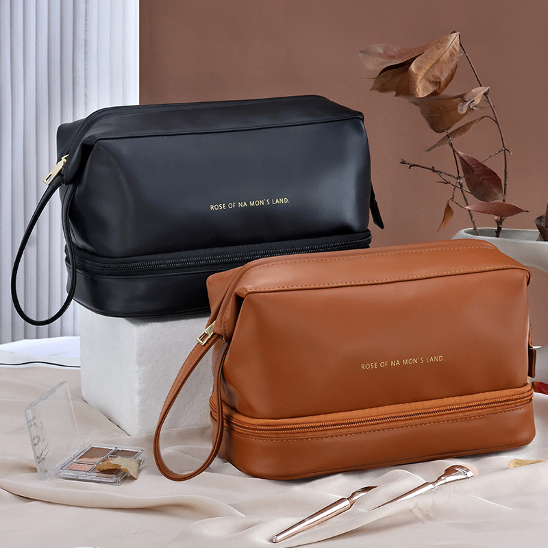 The new Maillard PU toiletries bag is waterproof, portable, large-capacity, retro, and a high-appearancelevel travel and travel storage bag for ladies full figure