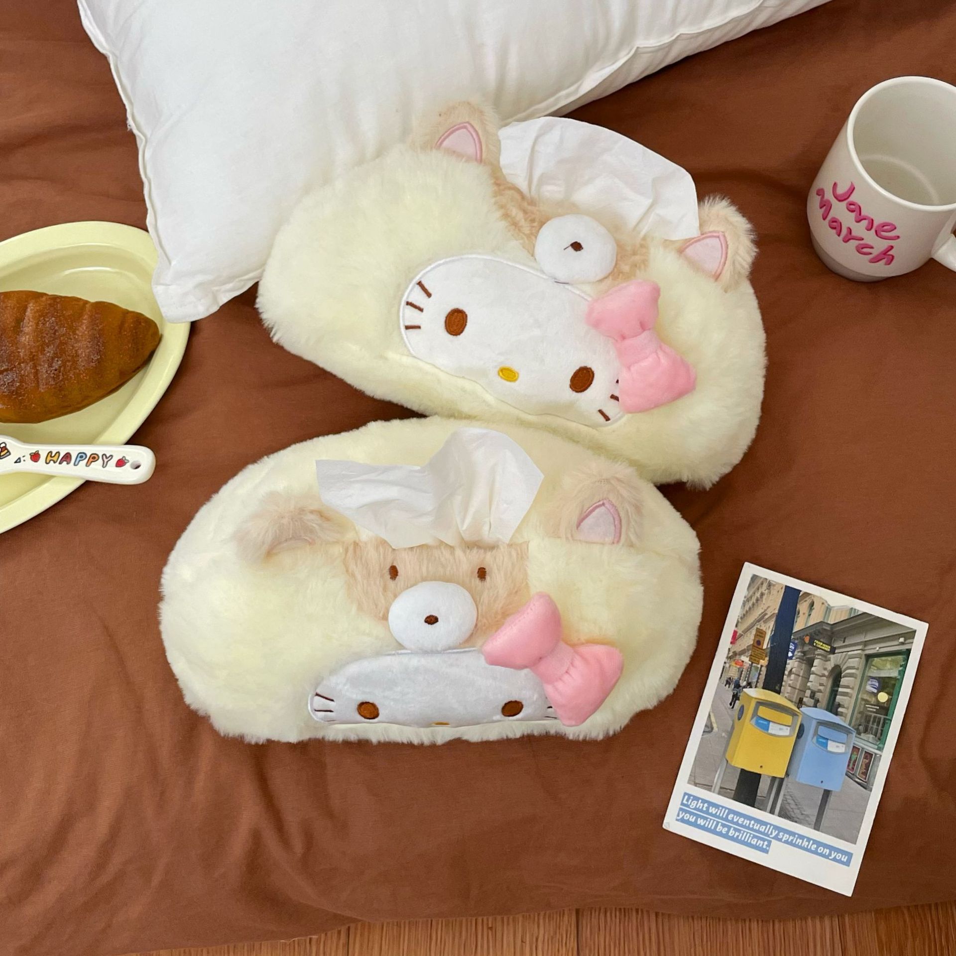 Cartoon plush cat tissue case, home office car tissue box case, cute tissue roll tissue case for girls details Picture