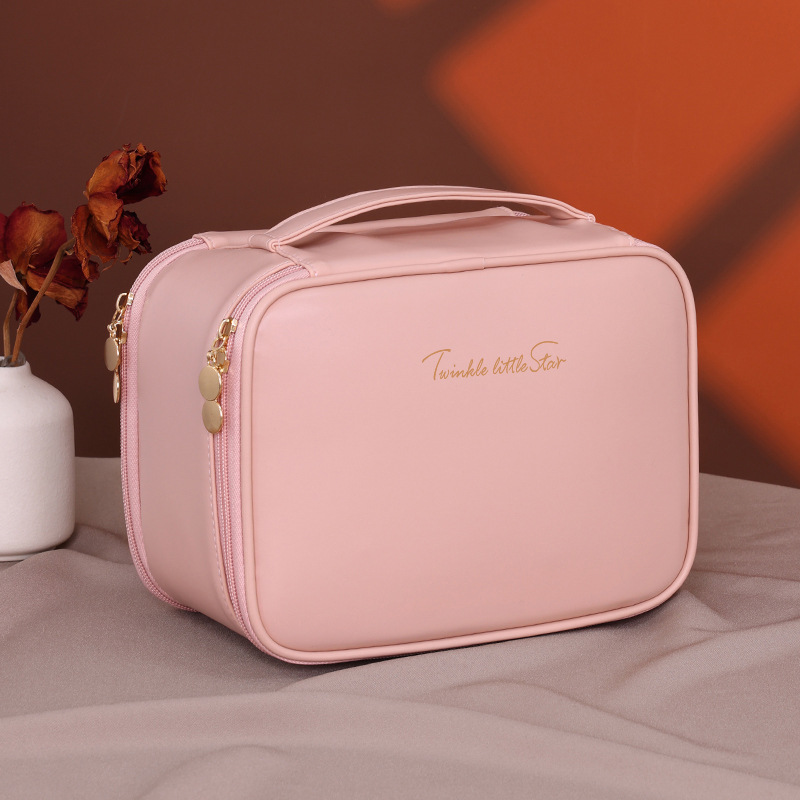 Large-capacity, high-end portable toiletry bag, jewelry box, travel cosmetics storage bag, makeup bag Application Scenario