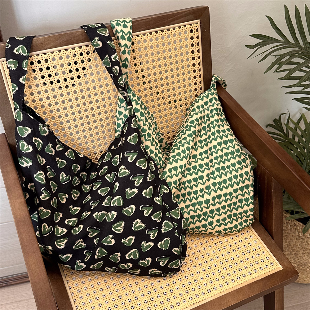 4481 Korean-style floral bag, thin cotton bag, large capacity, retro single-shoulder crossbody bag, artistic underarm bag details Picture