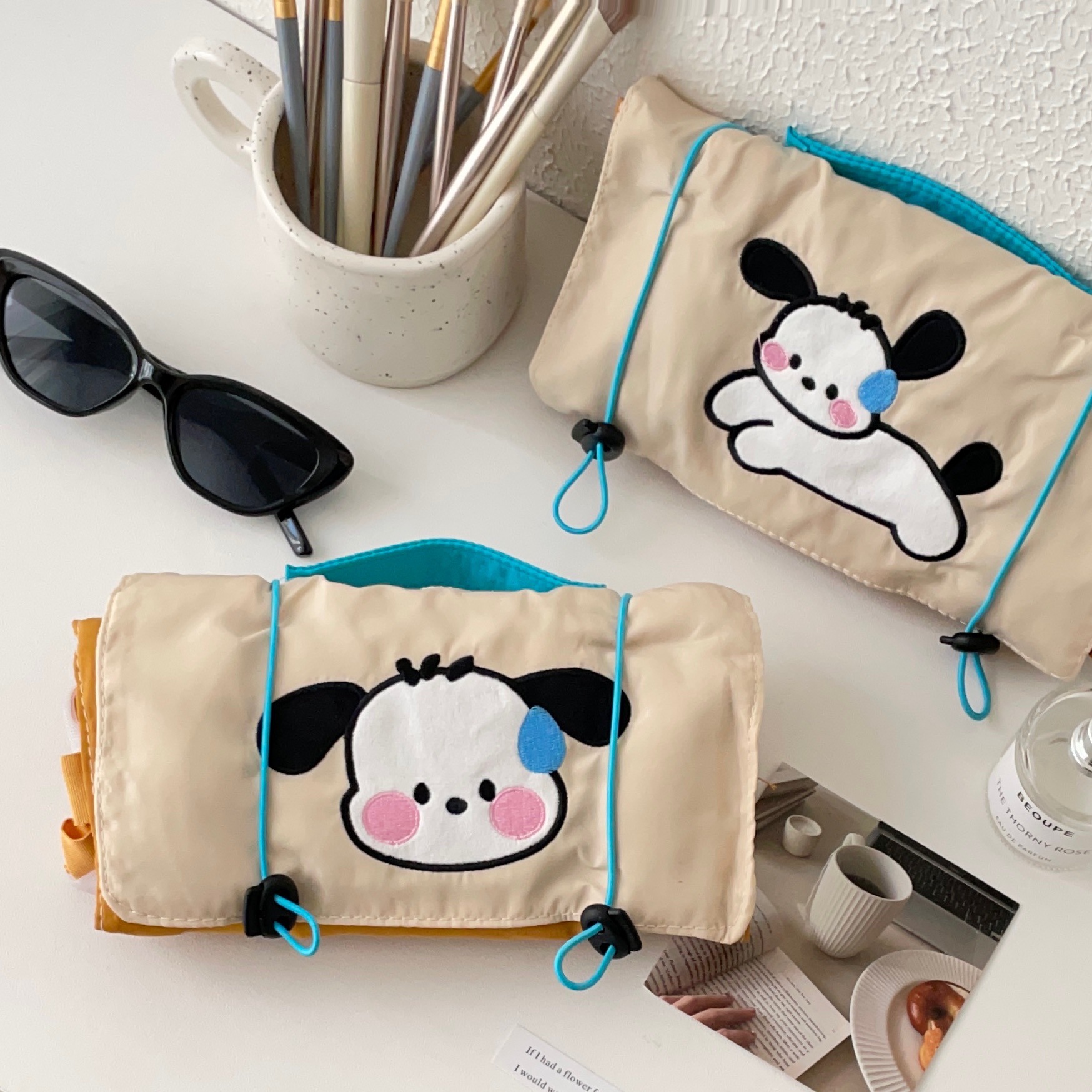 Cute folding makeup bag for women, large-capacity portable, Ins-style travel new toiletry bag, skin care product storage bag for women full figure