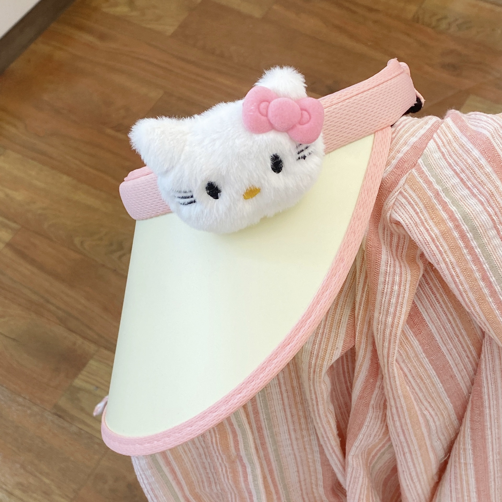 Summer cartoon cat sun protection cap, large brim, women's open top, sun protection and UV protection portable outdoor travel sun protection cap details Picture