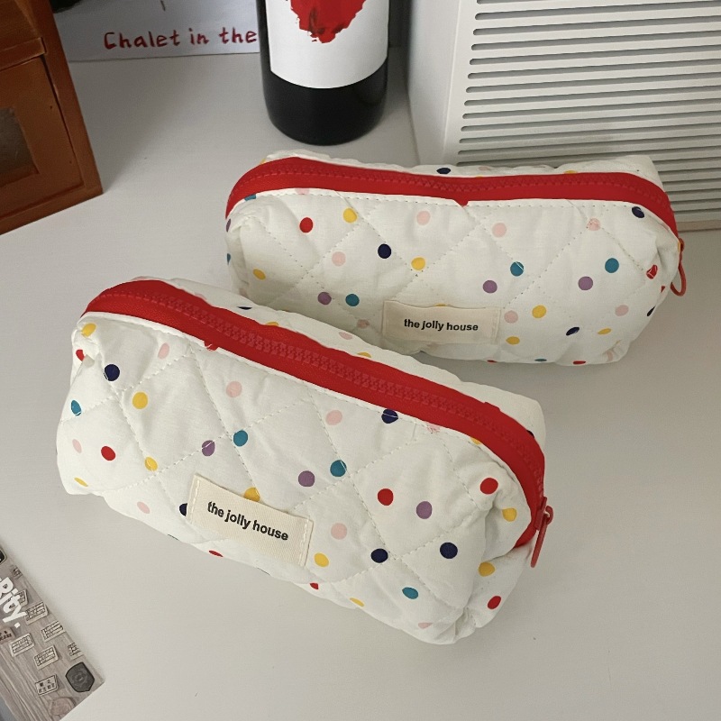 Large-capacity pen case in ins, high appearance level, colorful polka dot quilted stationery storage bag, pencil cases for junior and senior high school students Specification drawing