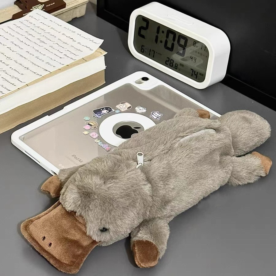 Plush platypus doll pen case on Instagram, high appearance level, soft and cute, soothing and stress-relieving doll, stationery storage bag, stationery bag full figure