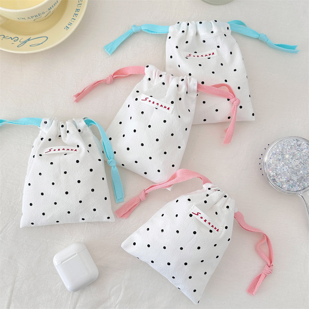 45262 Cute Polka dot drawstring storage bag, Cosmetics portable storage bag, drawstring cloth bag, miscellaneous storage bag details Picture