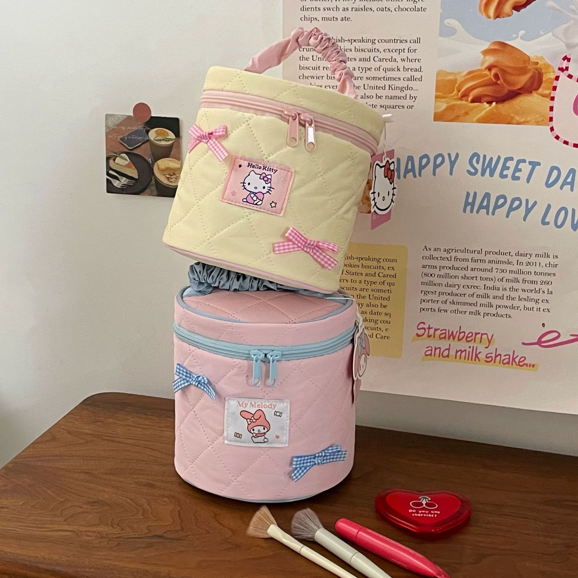 Sanrio candy-colored hand-held makeup bag, cute for girls, large-capacity portable travel cosmetics storage bag, toiletry bag full figure