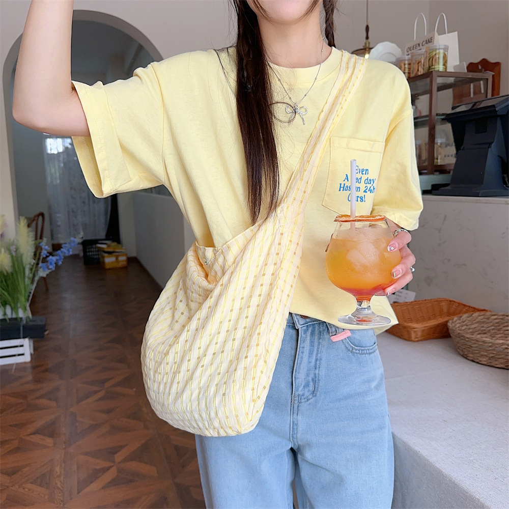 45131 Summer New style hollowed-out bubble checkered single-shoulder underarm bag canvas bag, fresh candy color crossbody bag full figure