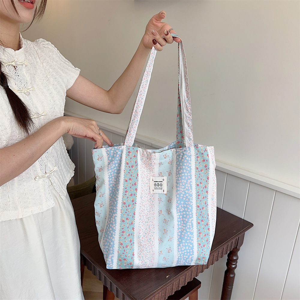 26101 canvas bag for women, Korean romantic floral print on Instagram, college student schoolbag, single-shoulder hand-carried bag details Picture