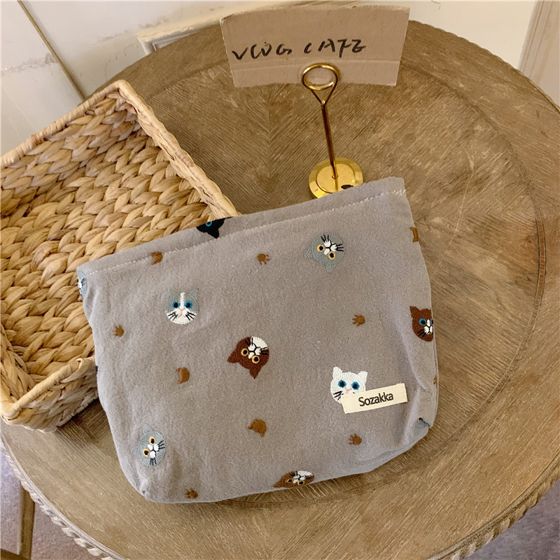 【 In Stock 】110224 Makeup bag, Japanese ins cotton and linen cat phone case, girl lipstick storage bag, pen case Application Scenario