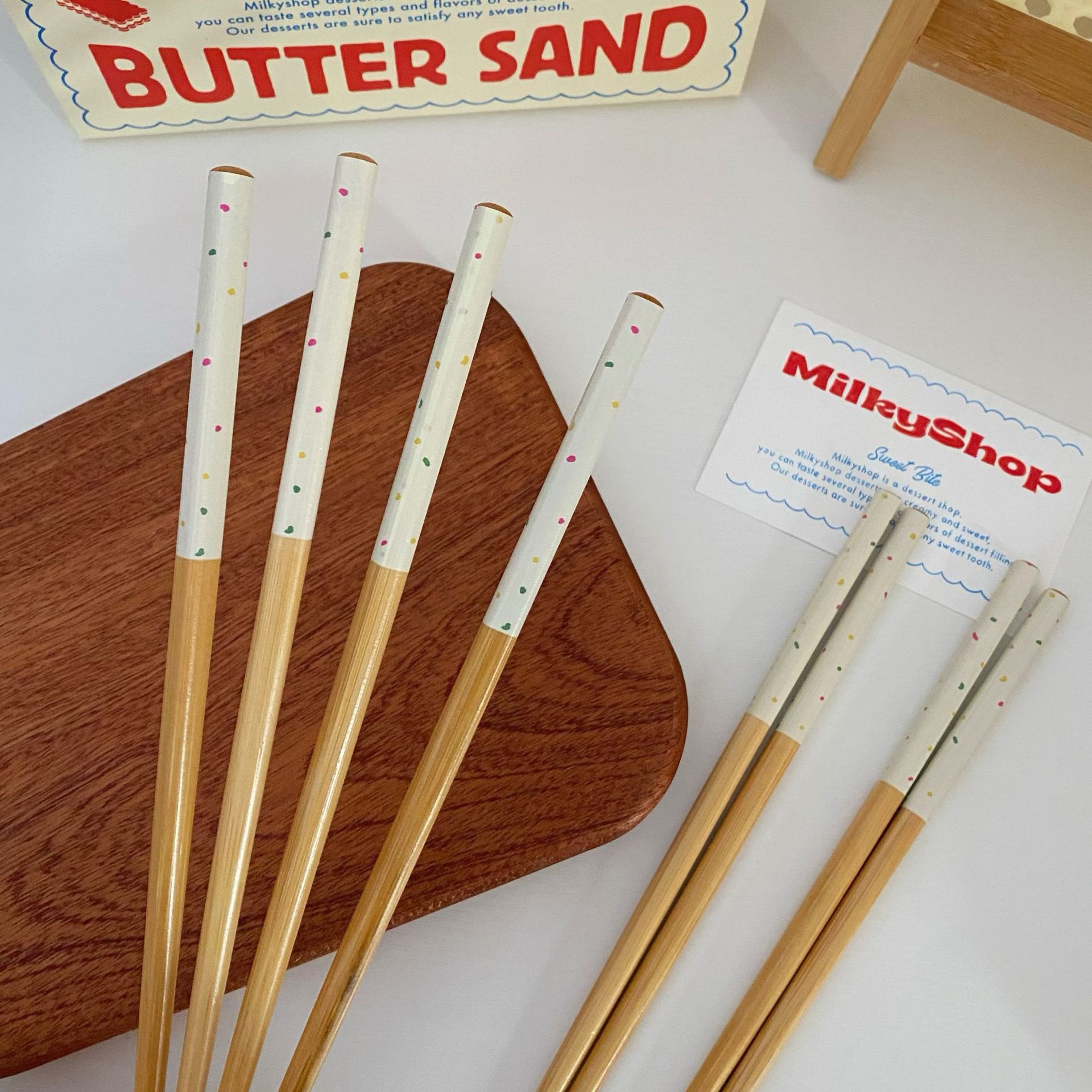 New InS-style Korean sugar-needle chopsticks, single-person set for home use, anti-mold and heat-resistant bamboo chopsticks, high appearance level bamboo and wood tableware Application Scenario