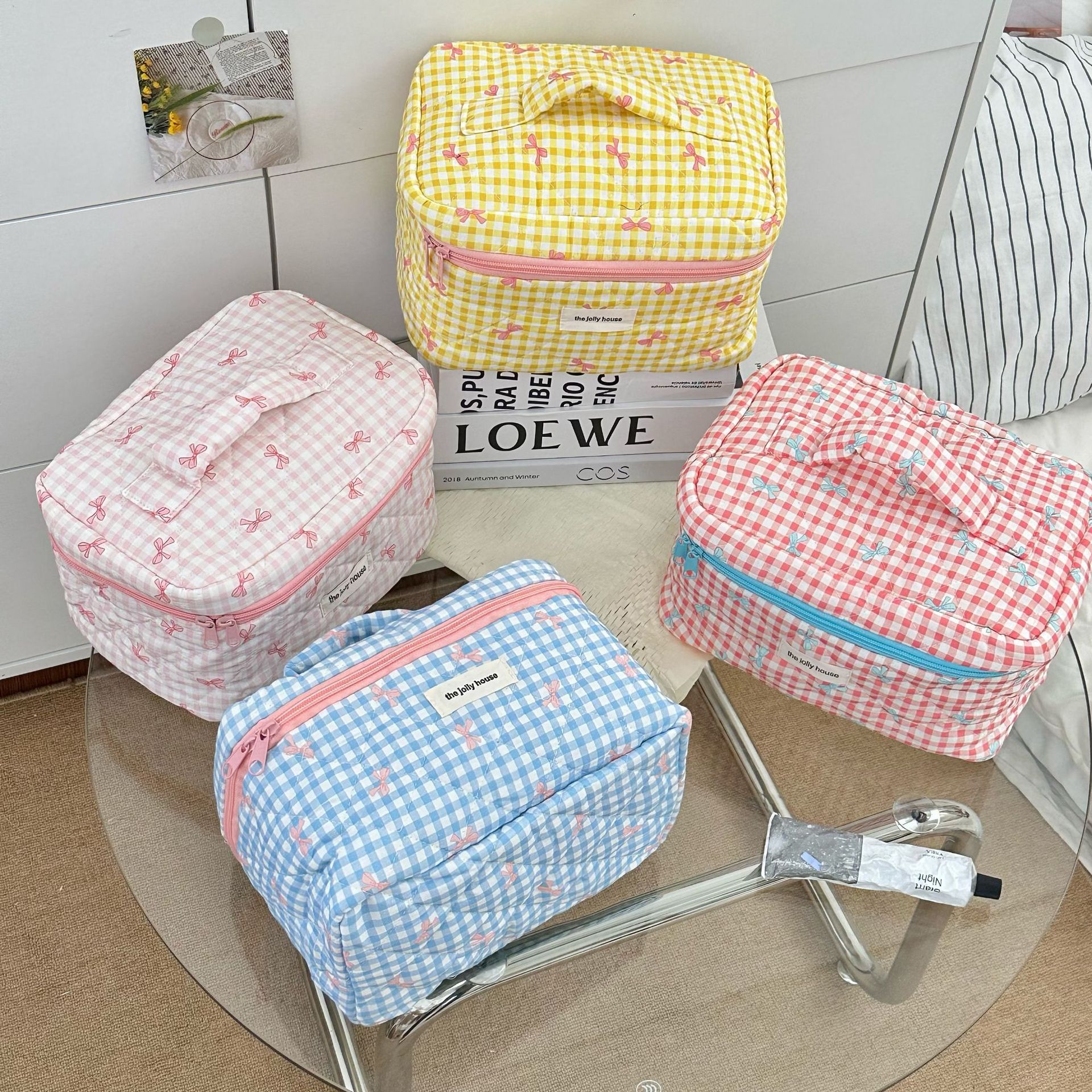 ins Korean version cream-style makeup bag, high appearance level bow, toiletries and skin care products storage bag, handbag full figure