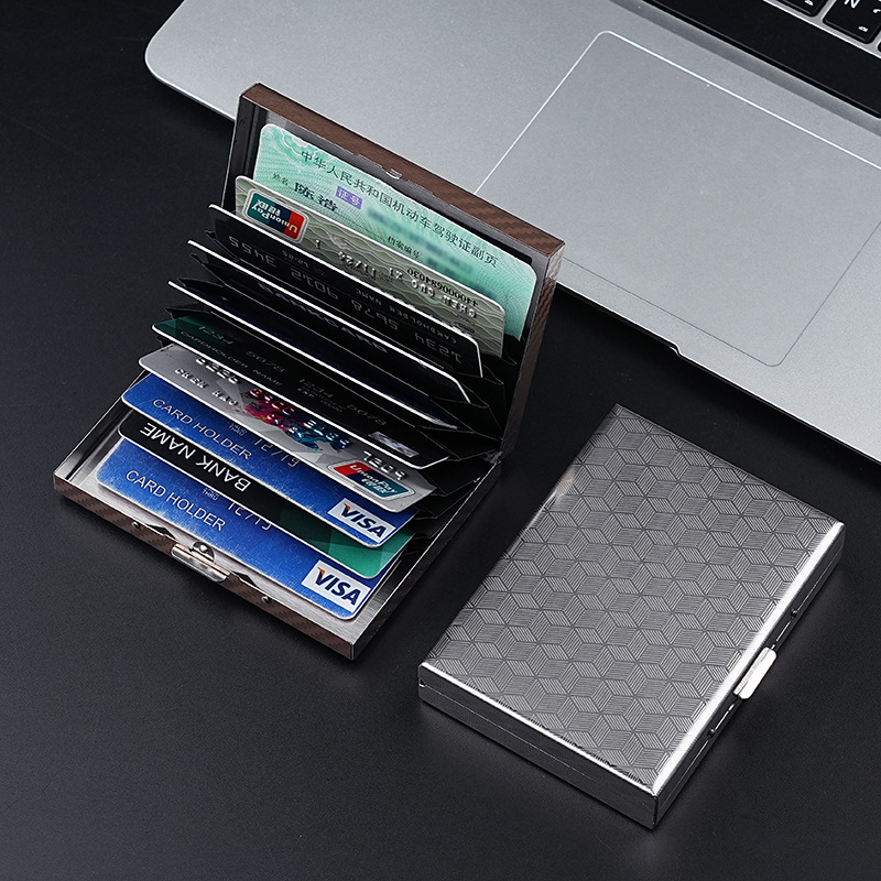 High-quality metal card case, anti-theft card holder for public transportation, banks and subways, collection, animation week, certificate protection case and card holder full figure