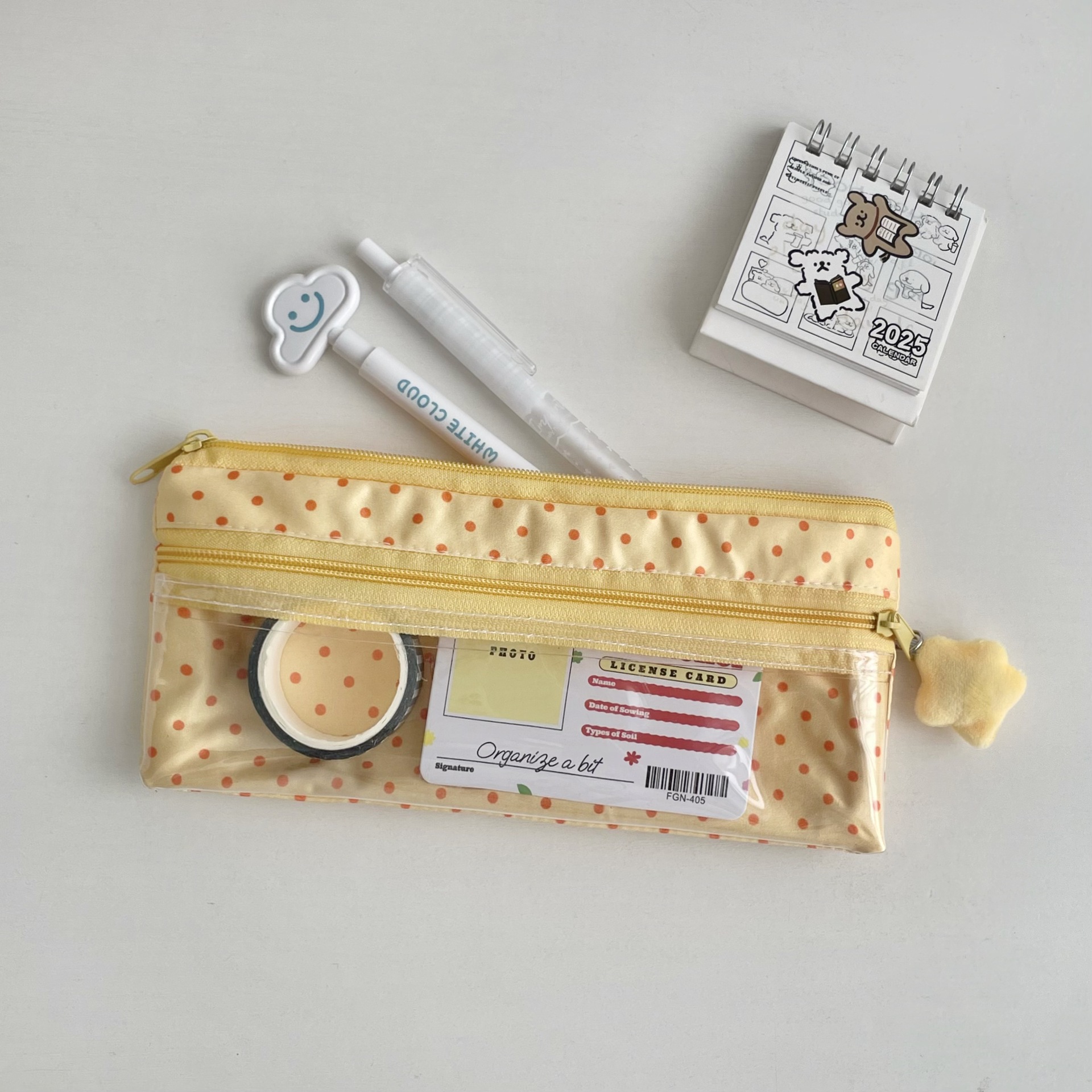 Cute cream polka dot rabbit pen case, ins style, high appearance level, canvas pain-wrapped pen case, student stationery box, pencil case Application Scenario