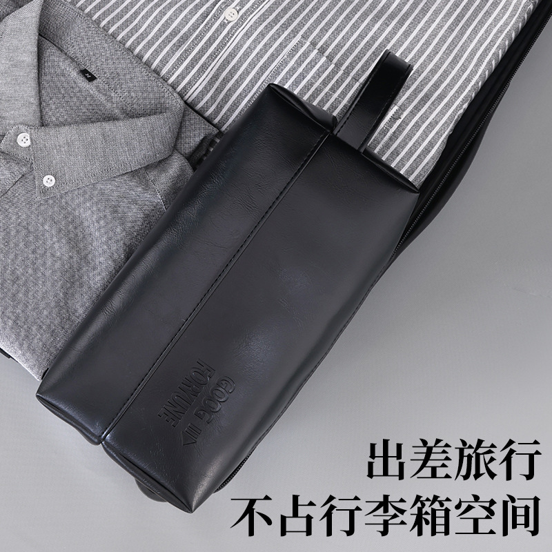 A niche design hand-held men's makeup bag with a large capacity, high-end feel, portable, waterproof and multi-functional cosmetics storage bag Application Scenario
