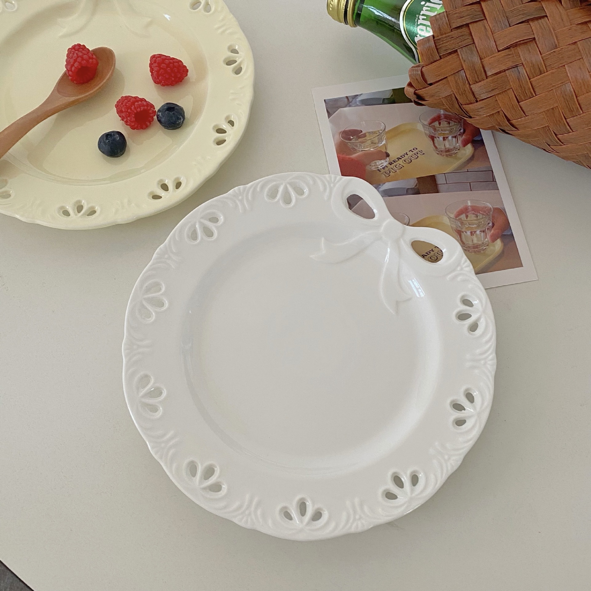 ins French bow plate, high-level appearance, dessert plate, cake, Western plate, fruit salad, steak plate, home flat plate Specification drawing