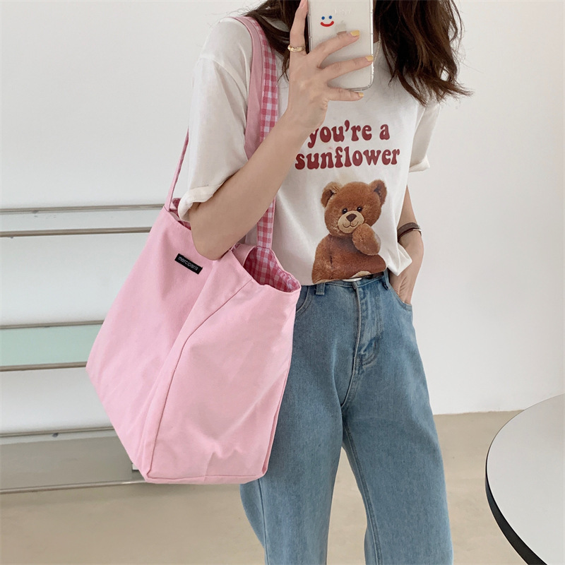 1171 New 2021 Japanese and Korean version simple checkered double-sided single-shoulder bag for student girls, casual dual-purpose large cloth bag details Picture