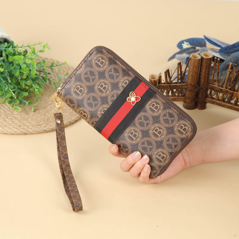 New fashionable women's long large-capacity card bag clutch bag, simple and multi-functional fashionable women's bag, long bag full figure