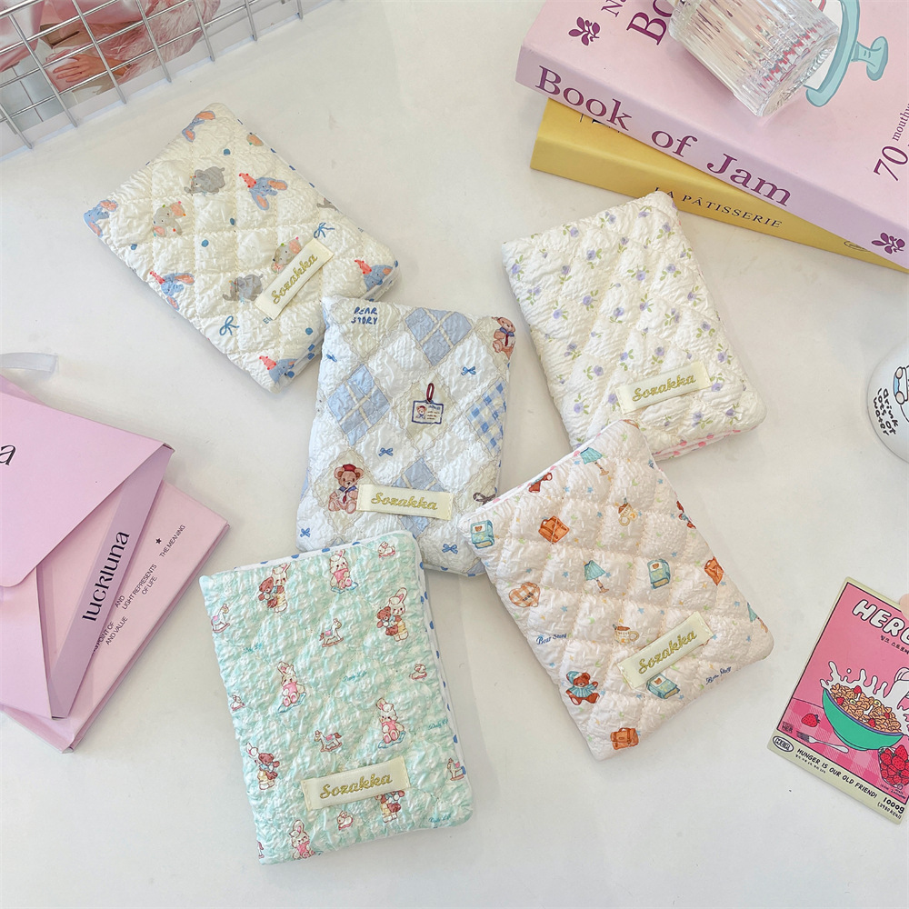 5682 Cute embossed Cartoon Passport Book, Overseas card case, protective cover, ID bag, storage bag, travel passport holder Specification drawing