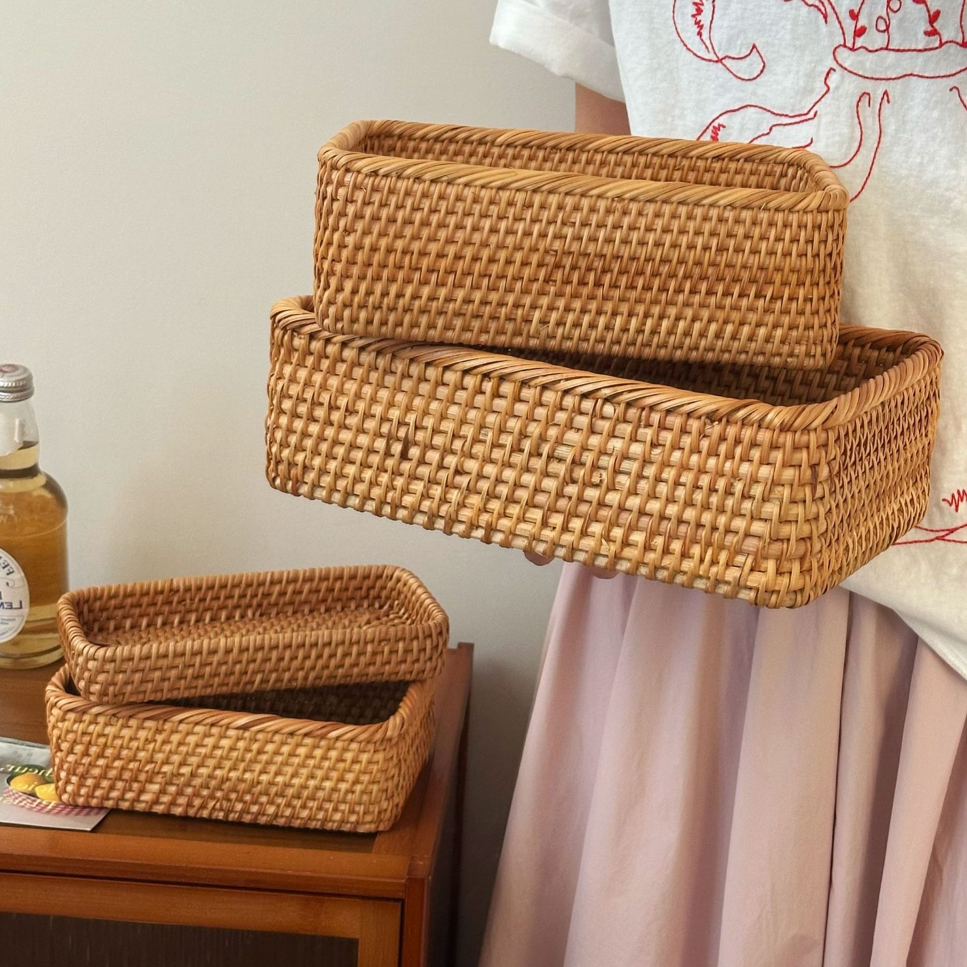 ins retro rattan storage basket, desktop coffee table, miscellaneous storage basket, cosmetics organization and storage basket, bamboo basket Application Scenario