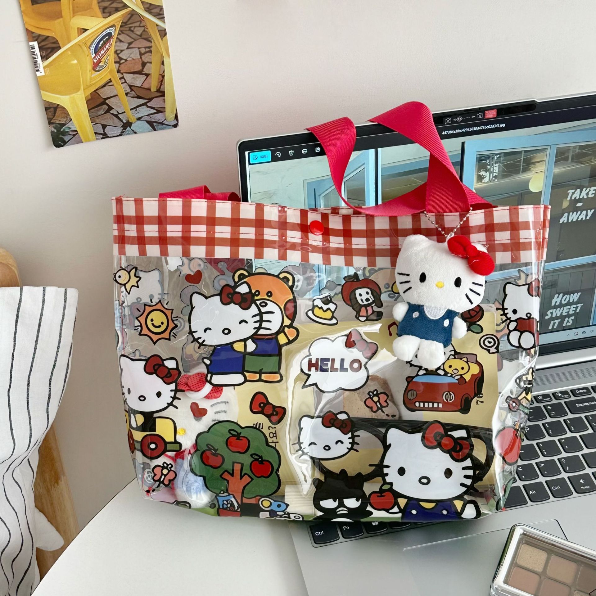 Cartoon PVC handbag, transparent travel, portable large-capacity single-shoulder bag, waterproof handbag for bathing and swimming details Picture