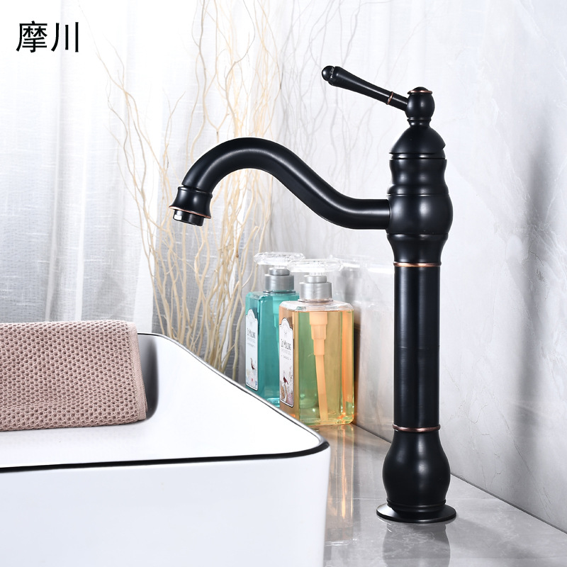Step into the foreign trade washbasin, hot and cold water faucet, brass black antique black paint, nickel brushed, antique American kitchen faucet details Picture