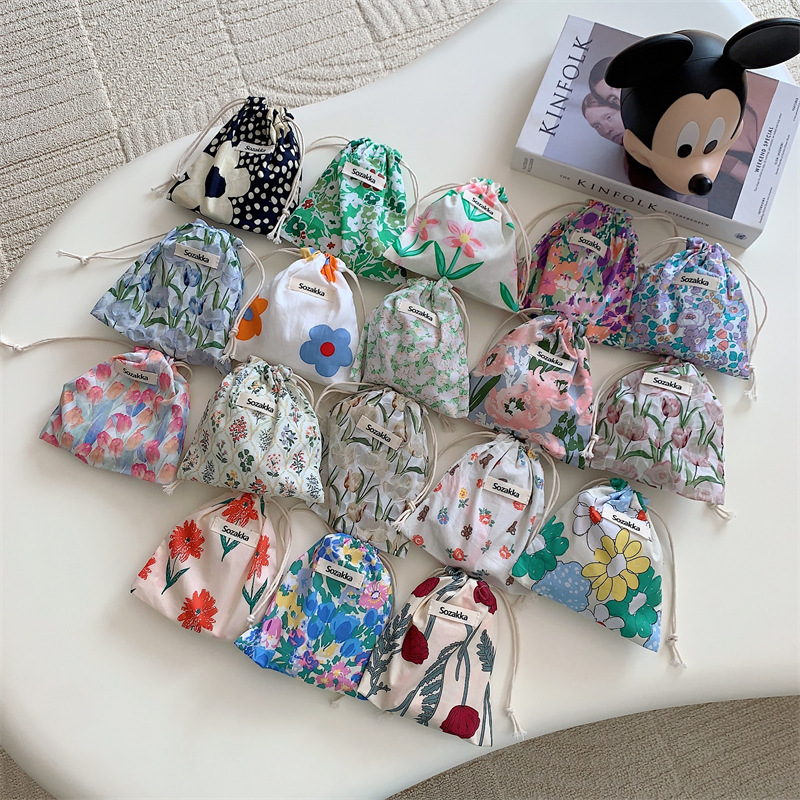 34225 Fabric flower bouquet pocket, Japanese-style storage bag, cosmetics portable, small size for organizing sundries full figure