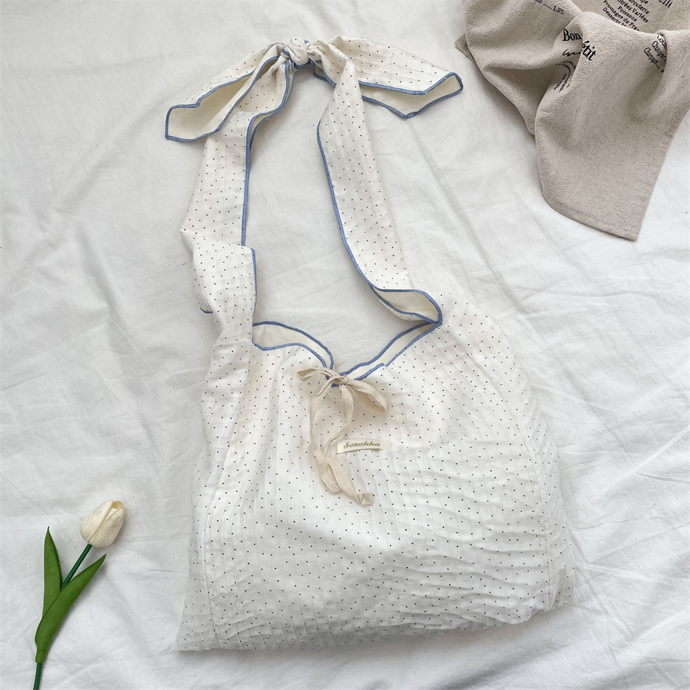 4711 Textured pleated polka dot single-shoulder crossbody bag, fresh and versatile canvas bag, adjustable lace-up cloth bag for women full figure