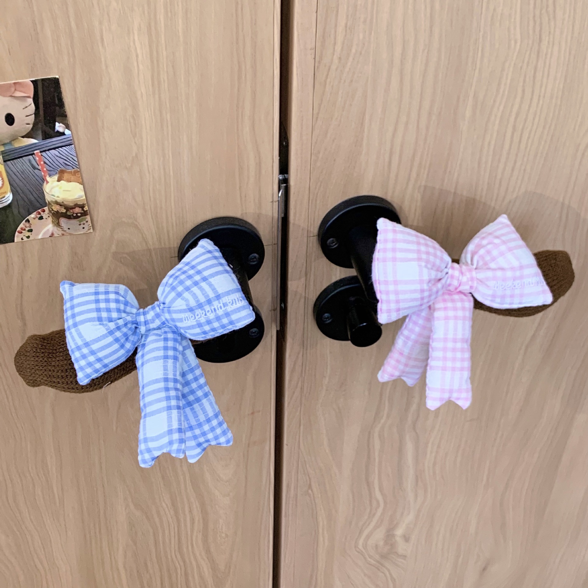 Home bow door handle gloves for children's room anti-static bedroom door, cute anti-collision cartoon door handle gloves full figure