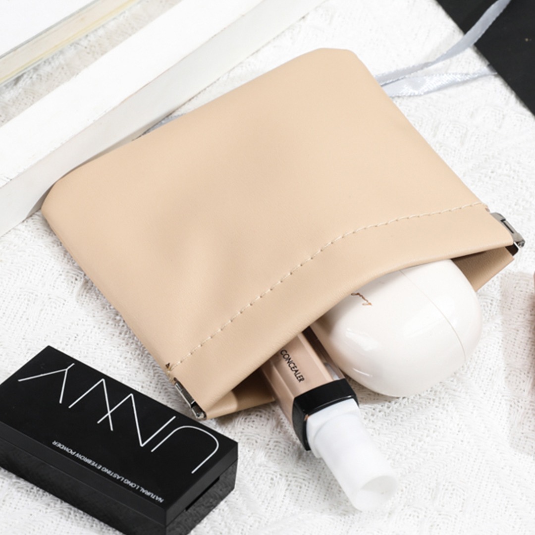 Data cable storage card case, automatic closure, wired earphone pocket, power charger, mini portable digital bag full figure