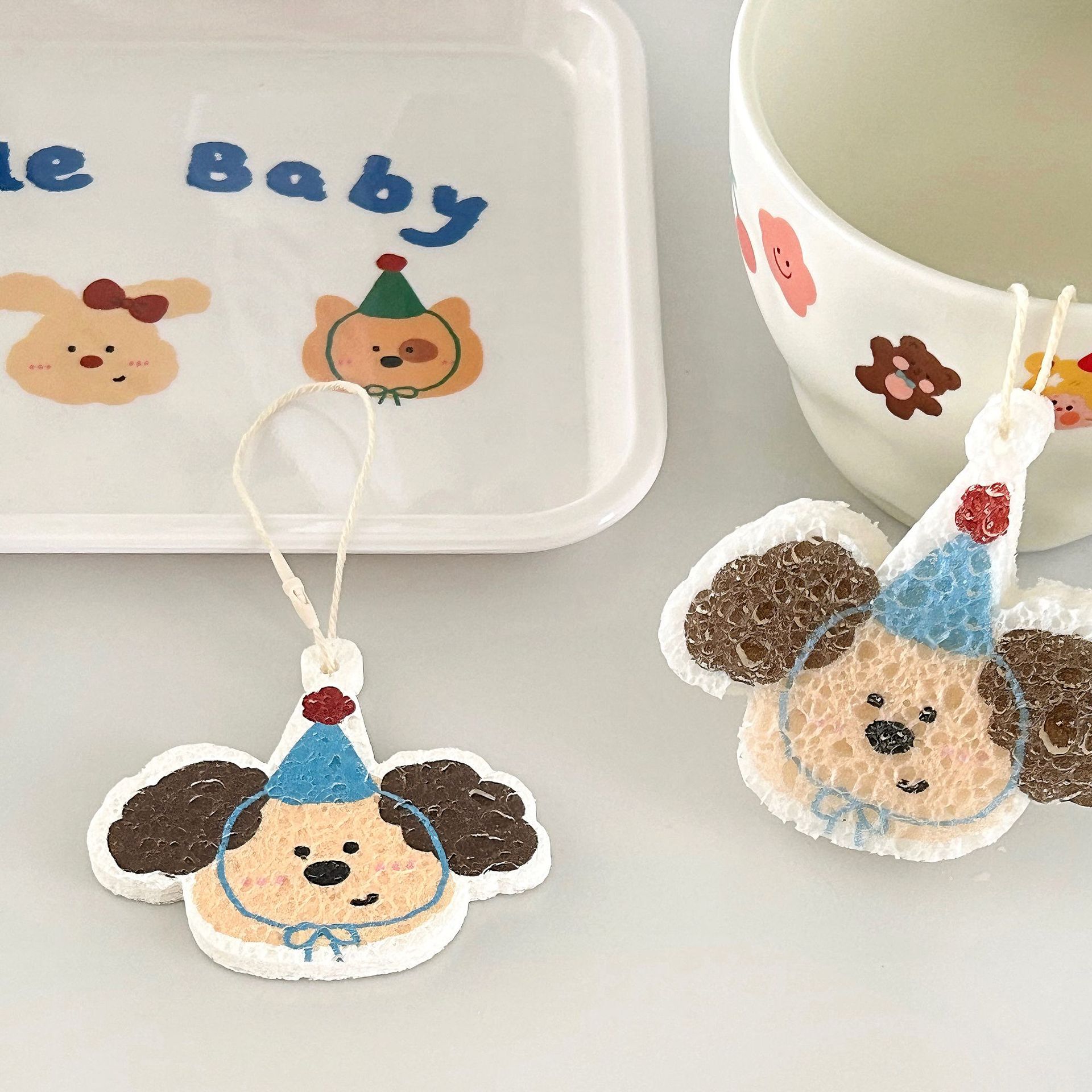 ins Cute natural wood pulp cotton cloth, a perfect tool for washing dishes and POTS, a stain-removing scouring pad, a household kitchen cleaning tool Application Scenario