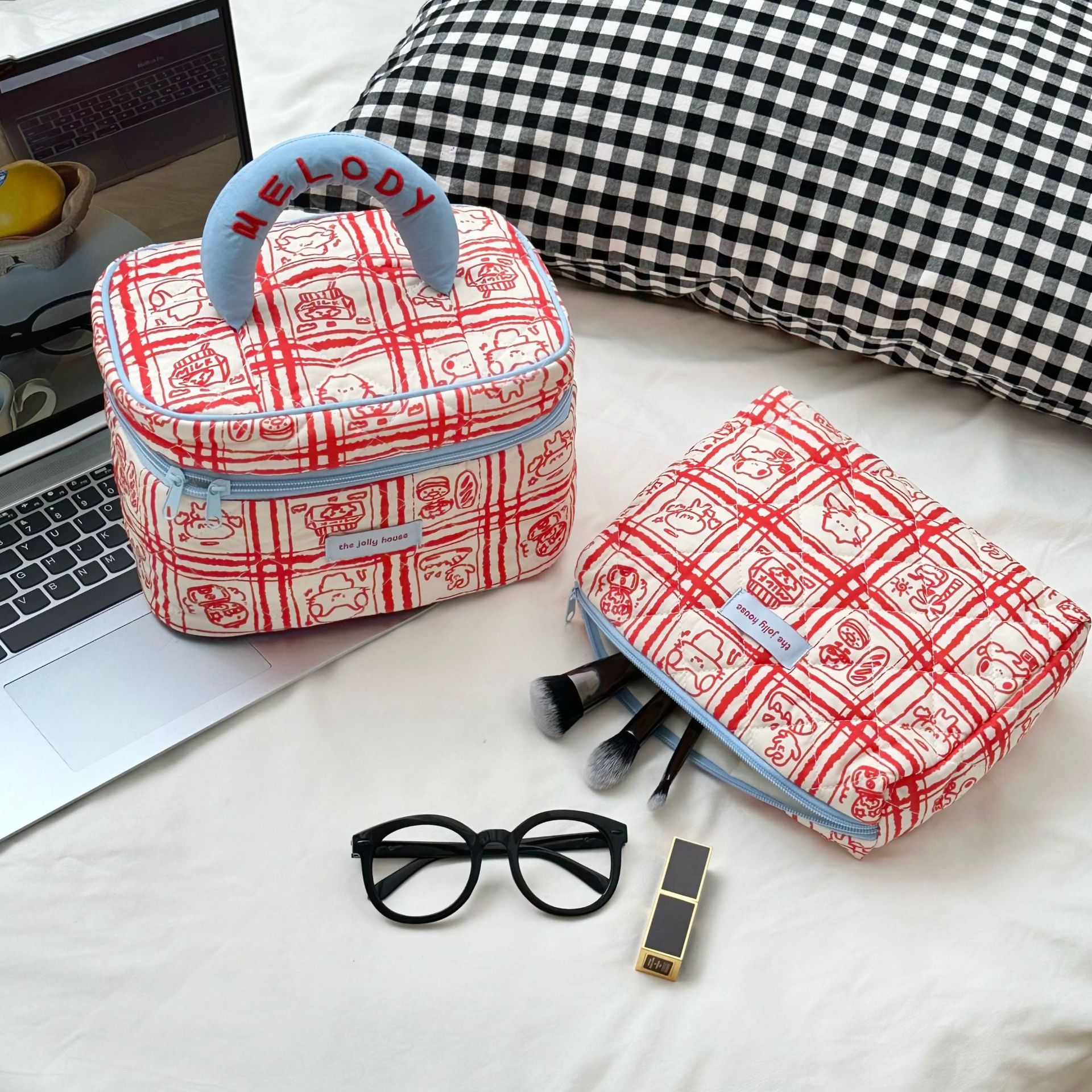 Red checkered cartoon storage bag, makeup bag, large-capacity hand-held toiletry bag for women, portable skin care product storage bag for going out details Picture